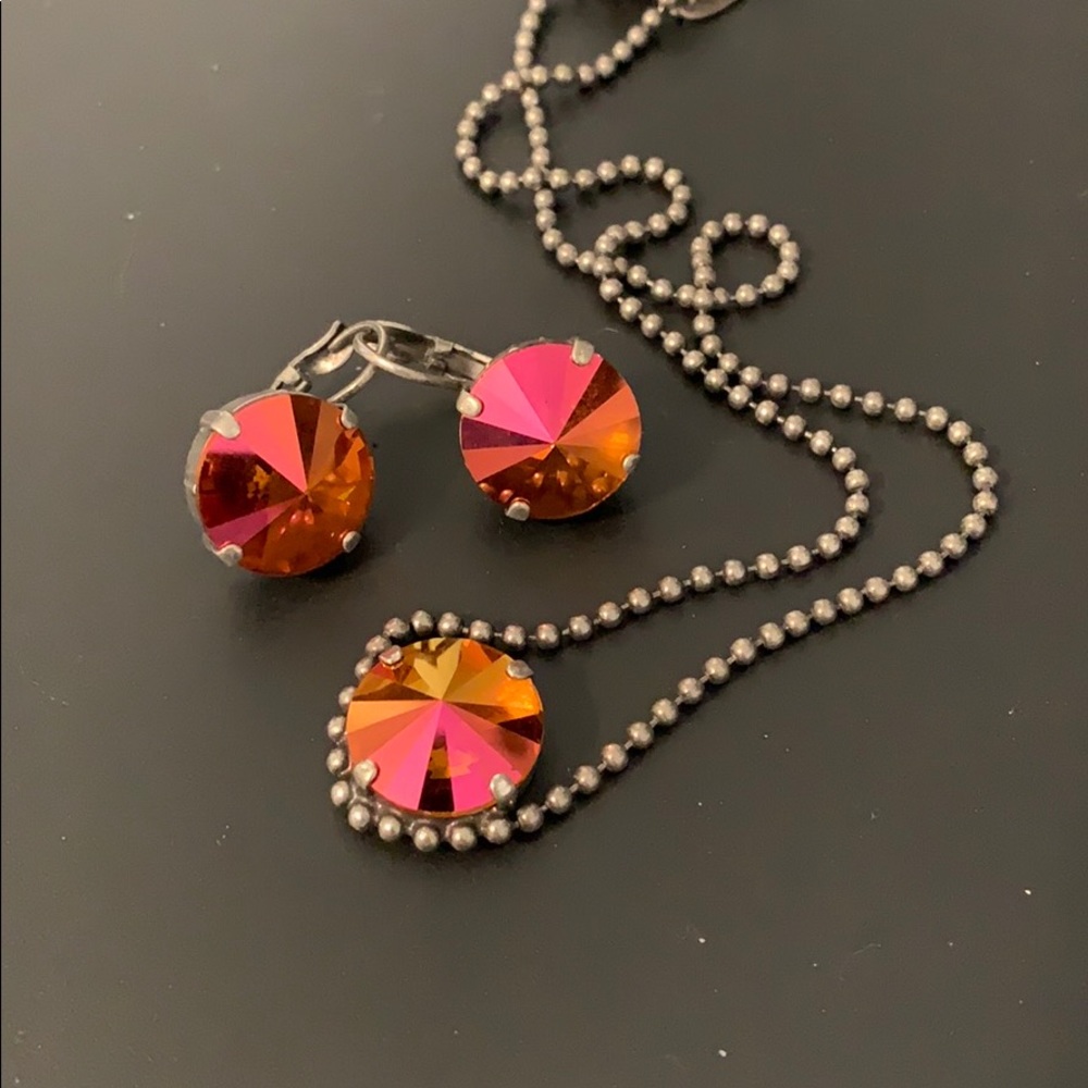 Sabika Necklace and matching earrings💎